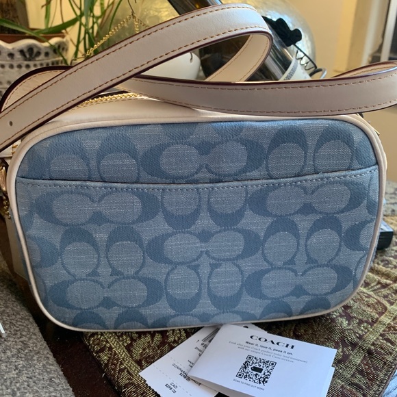 Authentic COACH Signature canvas/ smooth leather top zip Crossbody - Picture 3 of 11